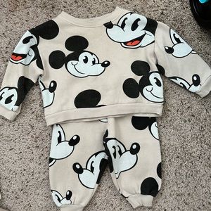 Zara Mickey set